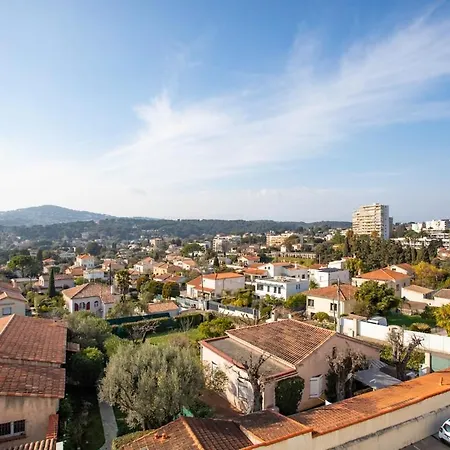 Superb Floor, Sea&mountain View Lejlighed Antibes