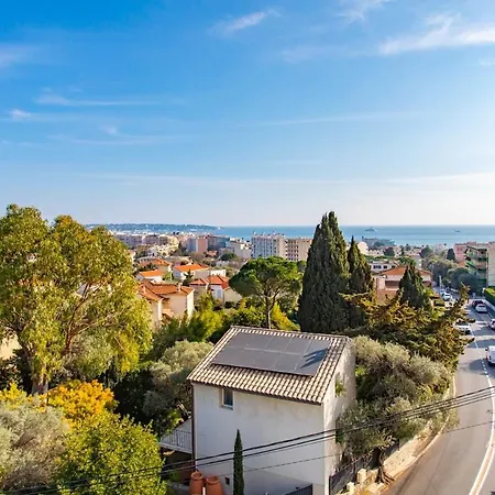 Superb Floor, Sea And Mountain View דירה